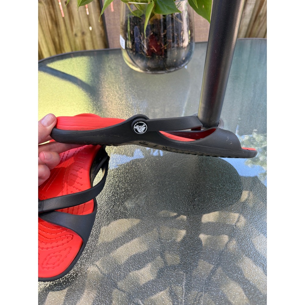 Crocs Swiftwater Black Red Strappy Slide Sandals Womens Size 8 Sporty Summer - Picture 3 of 7